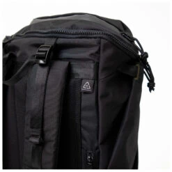 Doughnut Dynamic Large Titan 22 - Daypack -Camping supply store doughnut dynamic large titan 22 daypack detail 8