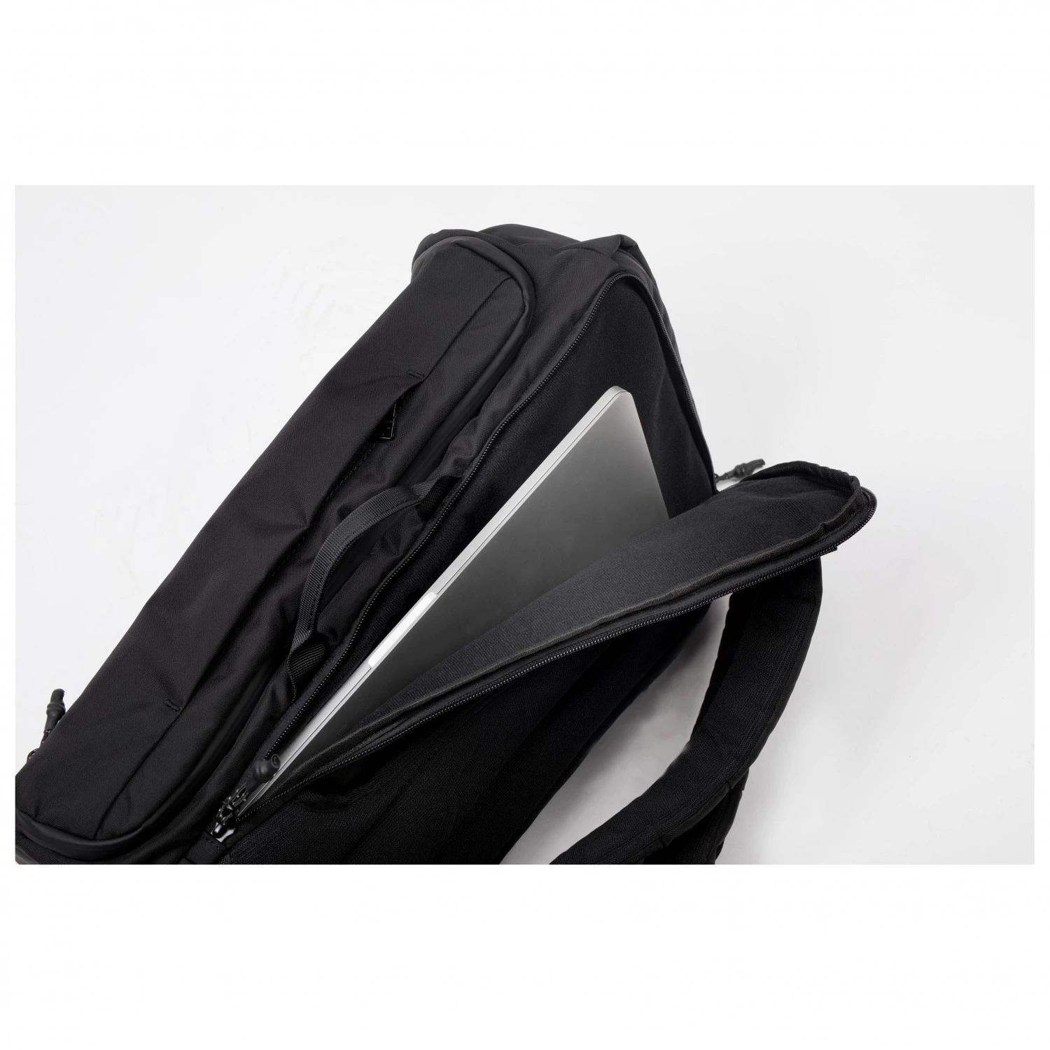 Doughnut Sturdy 20 - Daypack 4 Doughnut Sturdy 20 - Daypack - Image 4