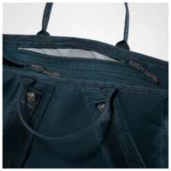 FJÄLLRÄVEN Vardag Totepack 20 - Daypack 9 FJÄLLRÄVEN Vardag Totepack 20 - Daypack -Camping supply store fjaellraeven vardag totepack 20 daypack detail 3