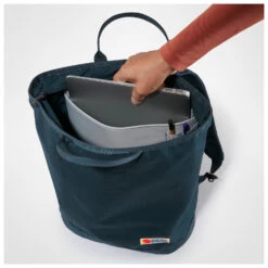 FJÄLLRÄVEN Vardag Totepack 20 - Daypack 10 FJÄLLRÄVEN Vardag Totepack 20 - Daypack -Camping supply store fjaellraeven vardag totepack 20 daypack detail 4