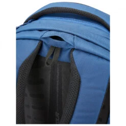 Lowe Alpine Phase 32 - Daypack -Camping supply store lowe alpine phase 32 daypack detail 4