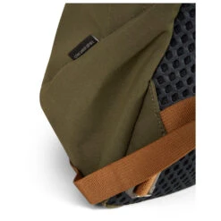 Lundhags Core Saruk Zip 10 - Daypack 11 Lundhags Core Saruk Zip 10 - Daypack -Camping supply store lundhags core saruk zip 10 daypack detail 6