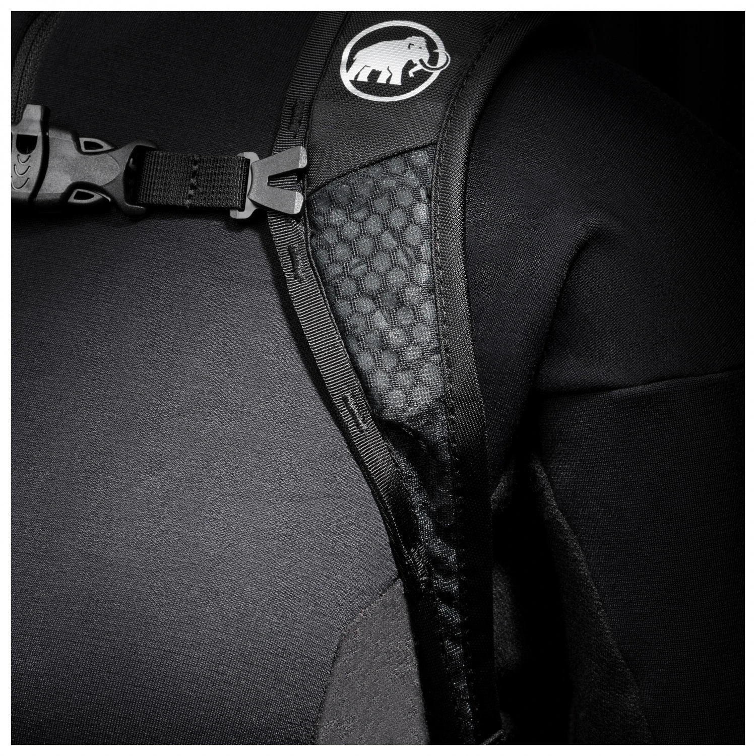 Mammut Women's Lithium 25 - Walking Backpack 6 Mammut Women's Lithium 25 - Walking Backpack - Image 6