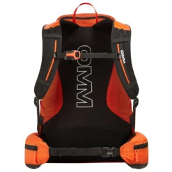 OMM Classic 25 - Mountaineering Backpack -Camping supply store omm classic 25 mountaineering backpack detail 3