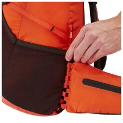 OMM Classic 25 - Mountaineering Backpack -Camping supply store omm classic 25 mountaineering backpack detail 4