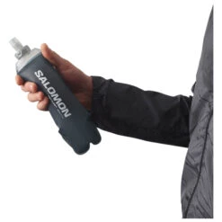 Salomon Soft Flask 28 - Water Bottle -Camping supply store salomon soft flask 28 water bottle detail 4