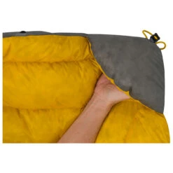Sea To Summit Ember EbIII - Blanket -Camping supply store sea to summit ember ebiii blanket detail 5